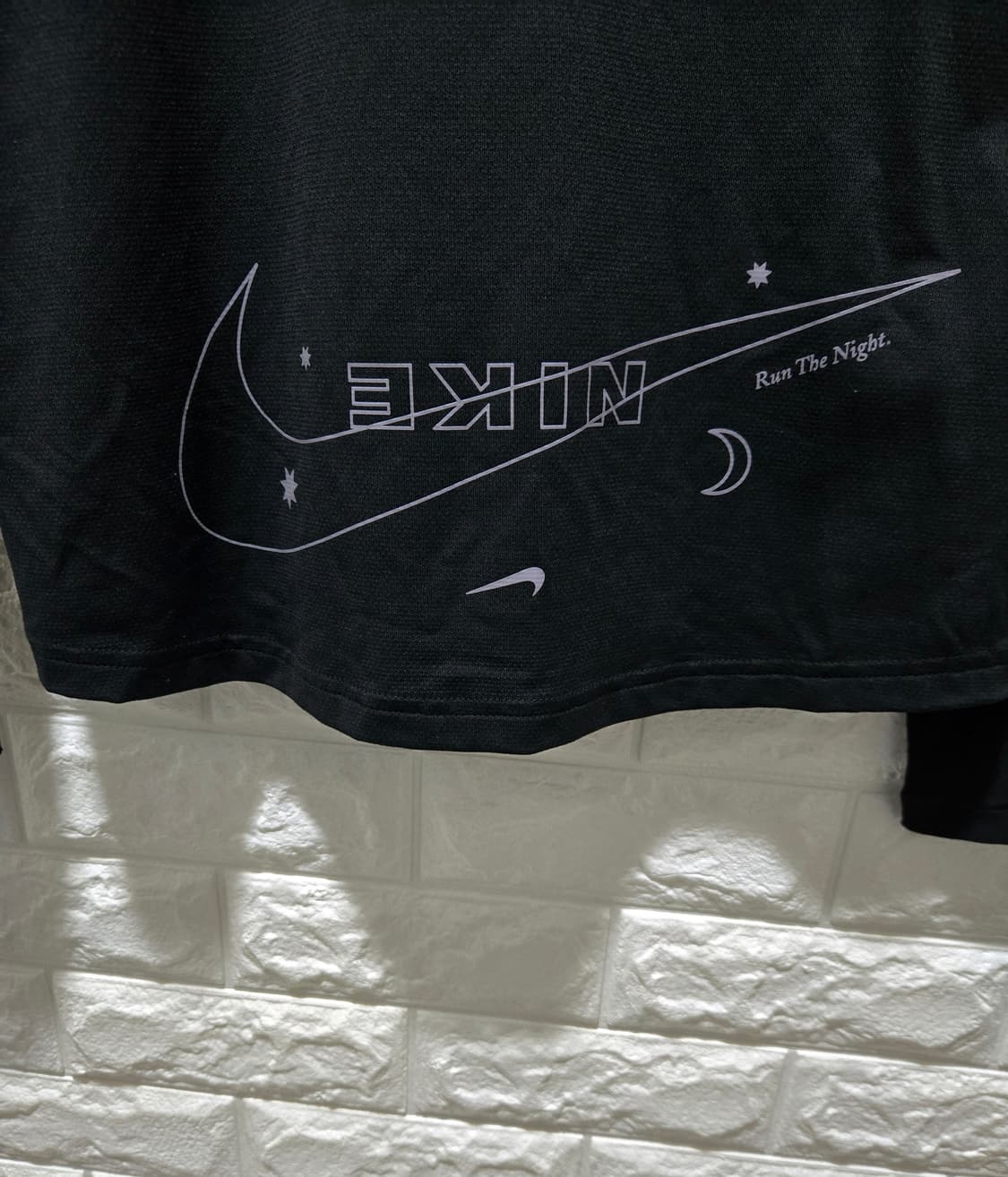 거의새것/ 나이키 엘레멘트 솔스티스 런 더 나잇 러닝 후디 M 상품이미지7