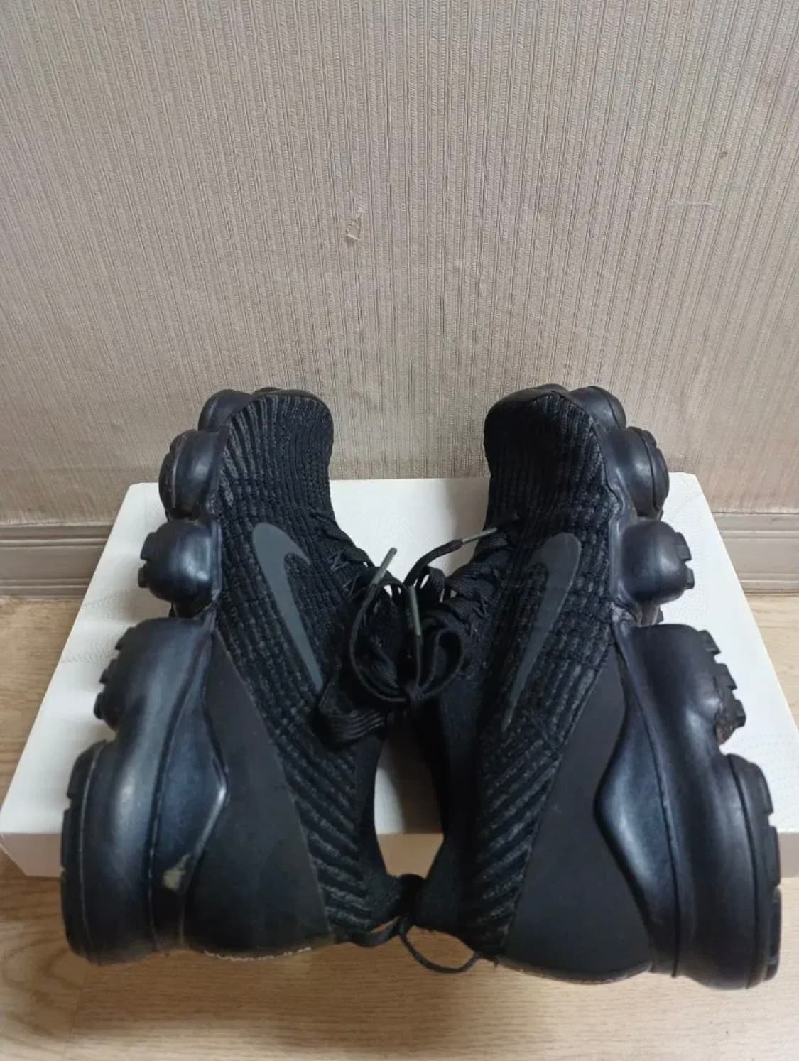 나이키 베이퍼맥스 플라이니트 3.0 트리플블랙  상품이미지3