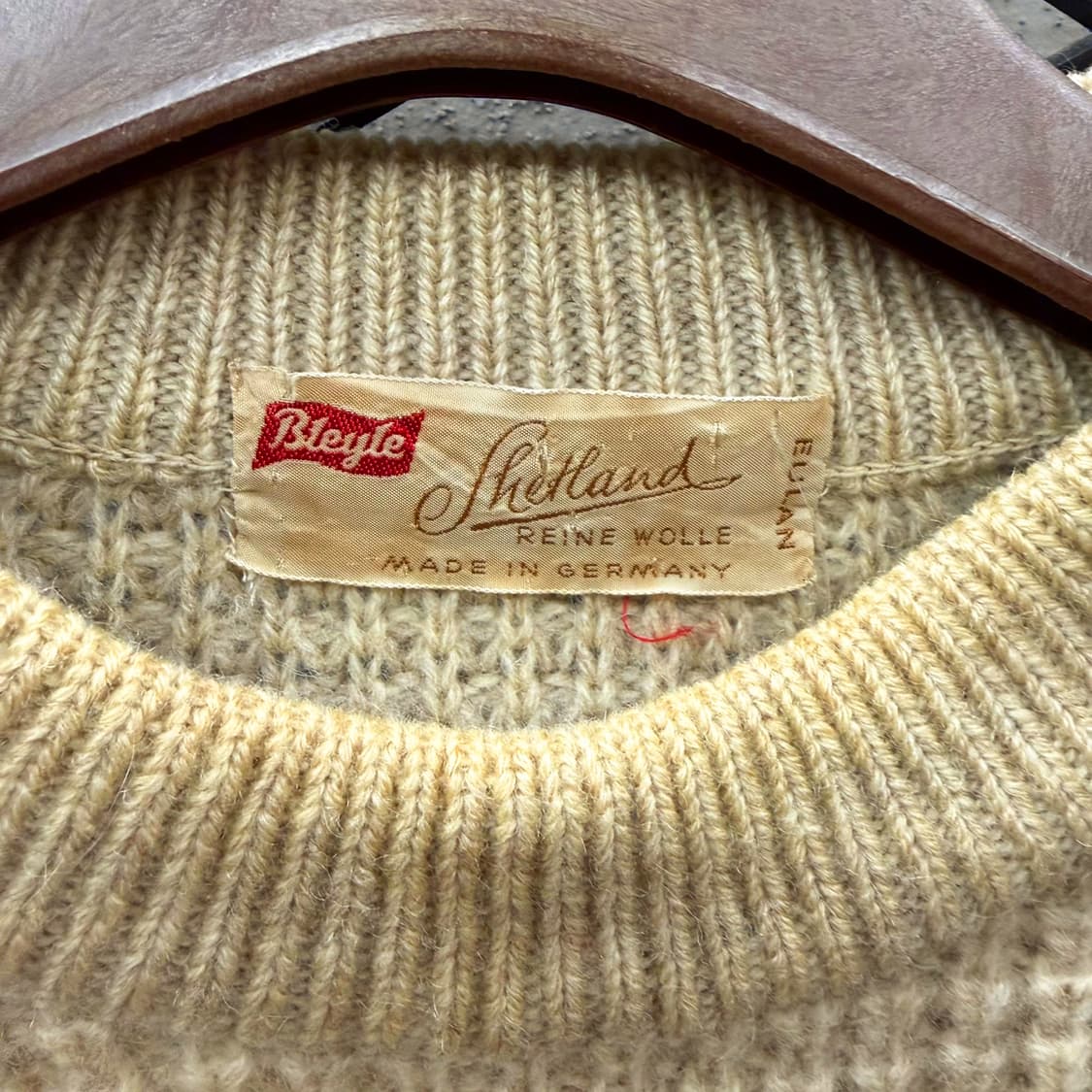 USA VINTAGE 와플 울니트 라운드넥 숄더지퍼 디테일 아이보리 상품이미지8