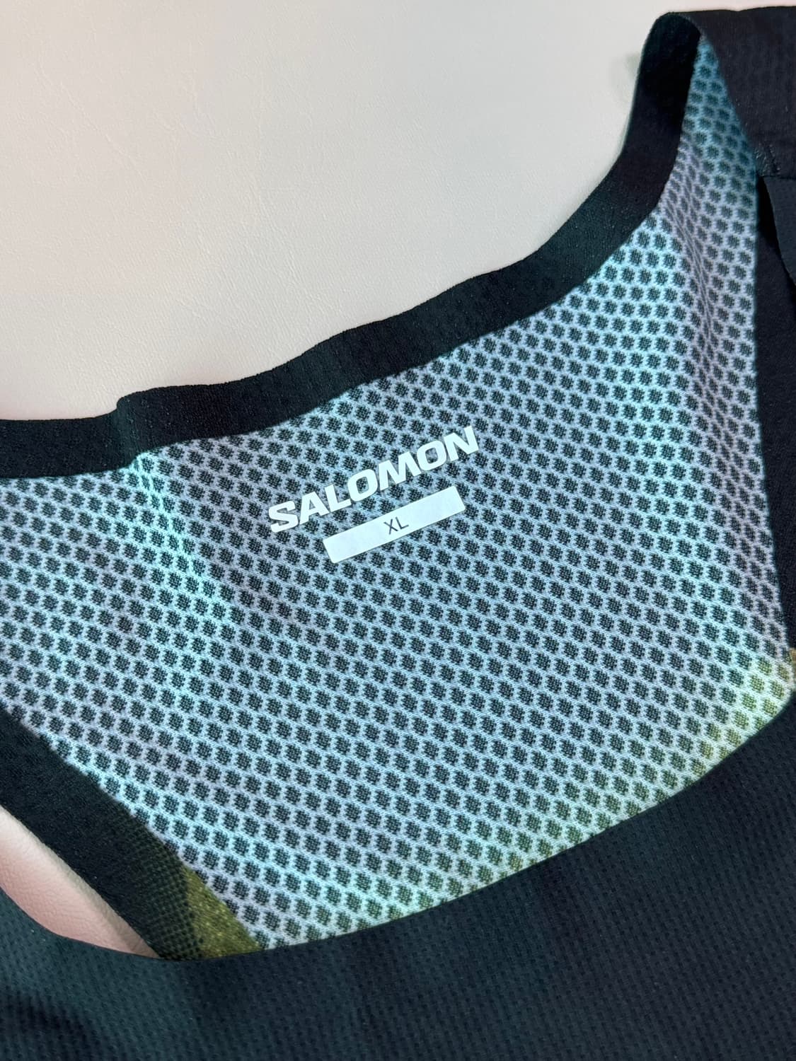 살로몬 에어로 서큘 러닝 싱글렛 XL 상품이미지4