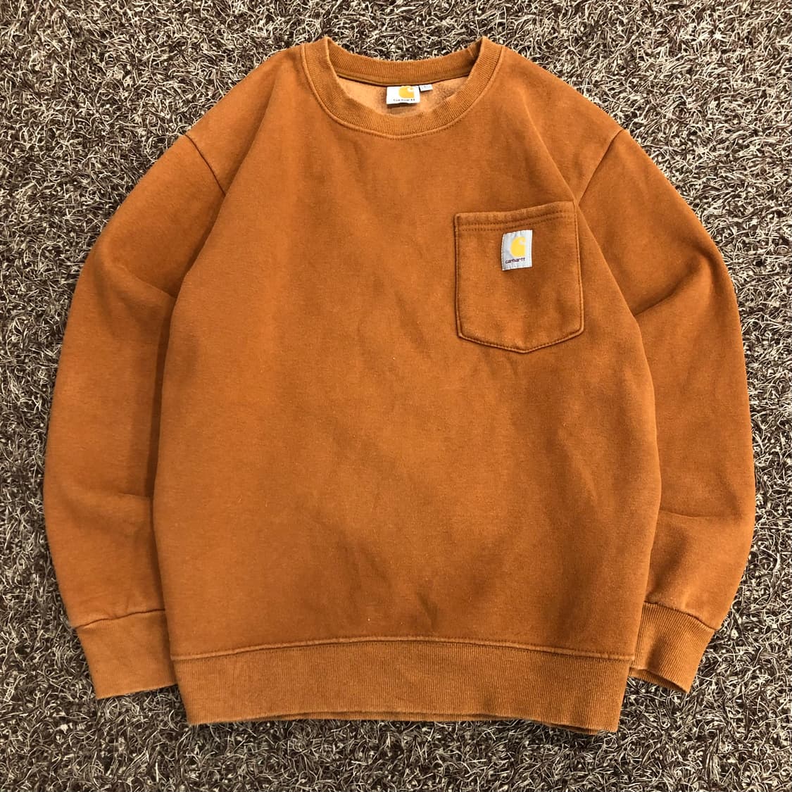 칼하트 된장 포켓 기모 맨투맨 상품이미지1