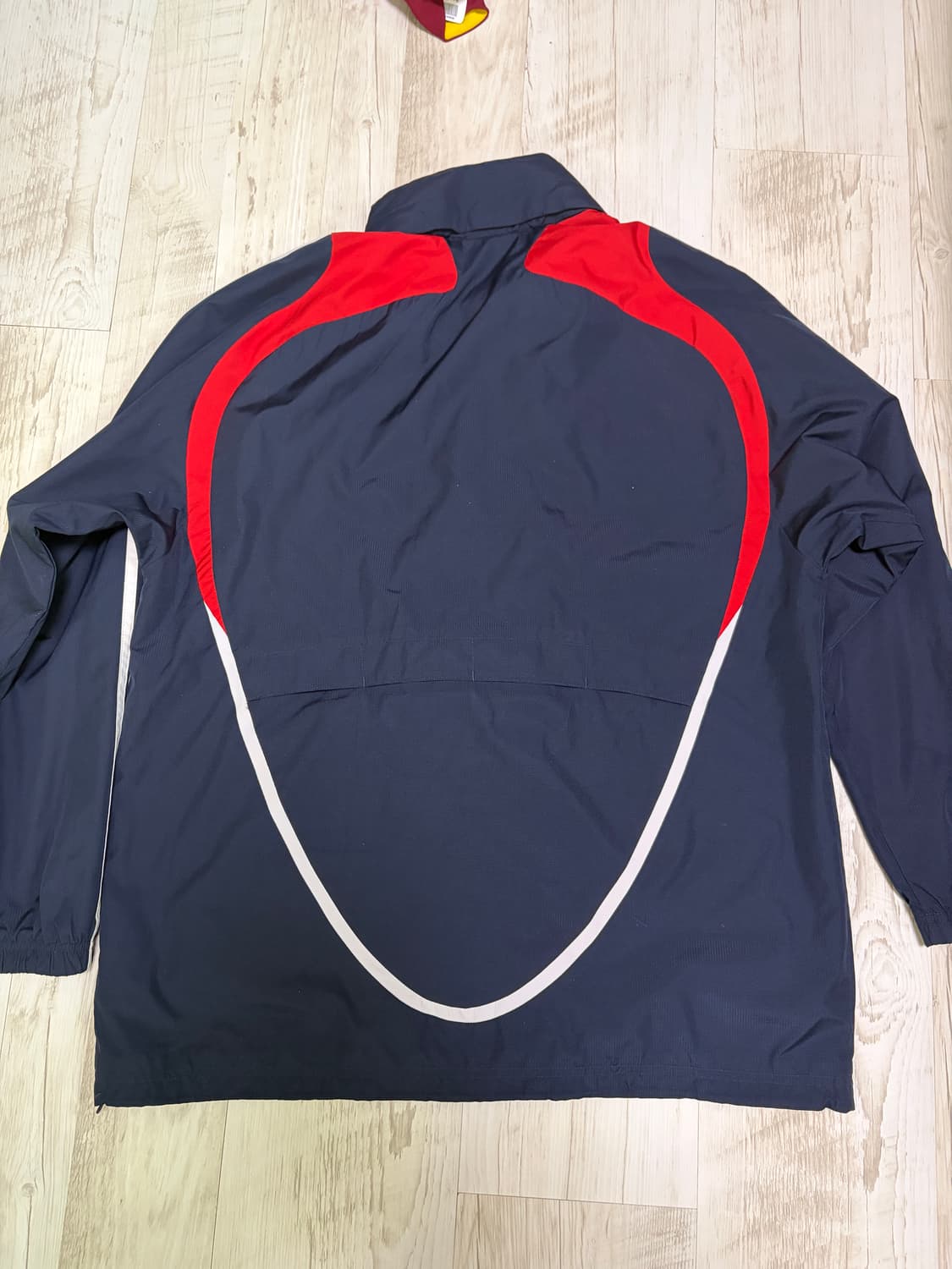 [110] 아디다스 FC 바이에른 뮌헨 우븐 져지 자켓 상품이미지4