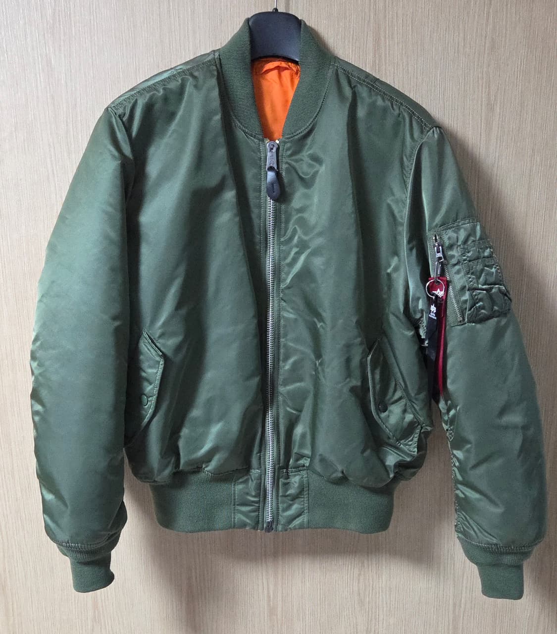 (착샷) 알파인더스트리 ma-1 세이지 상품이미지1