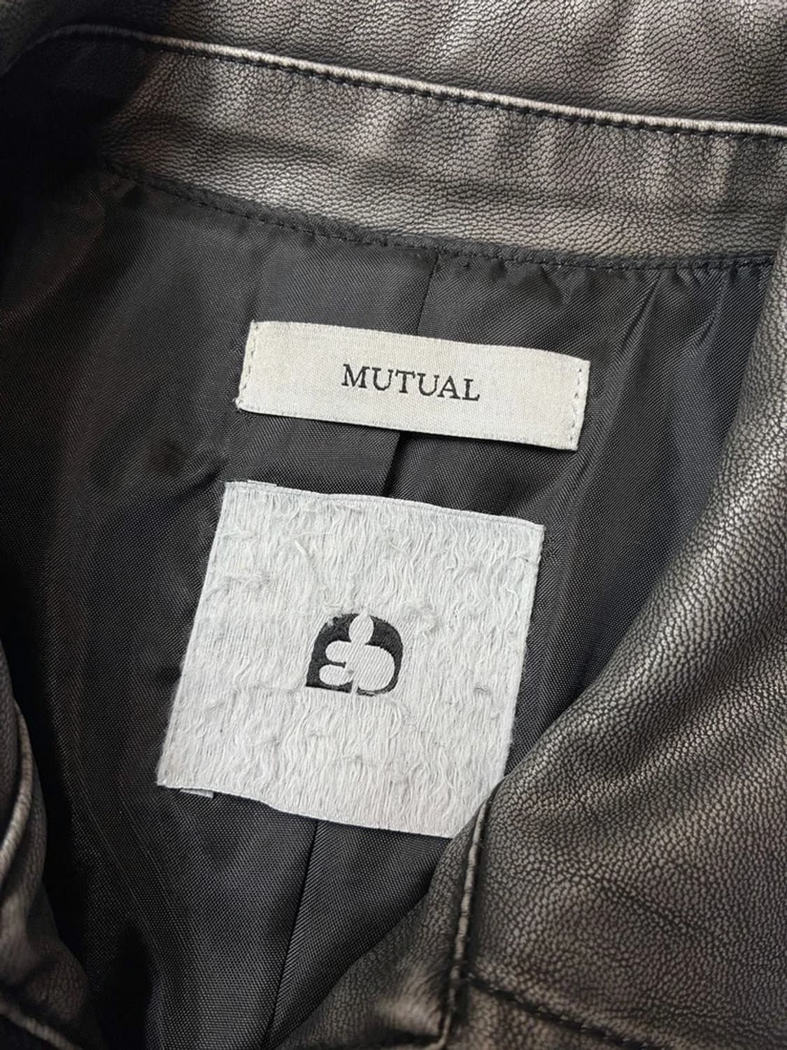 뮤추얼 MUTUAL 크롭 투웨이 스티치 가죽 자켓 PN5539 상품이미지7