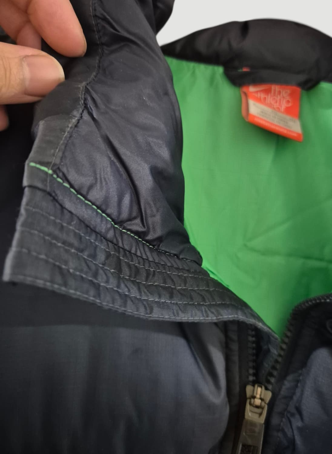 [105]나이키 스우시 오리털패딩 상품이미지4