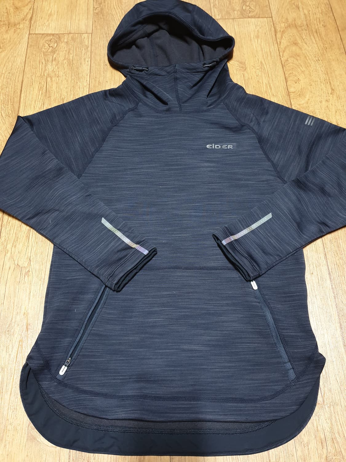 1064 아이더 후드티 90 사이즈입니다 상품이미지2