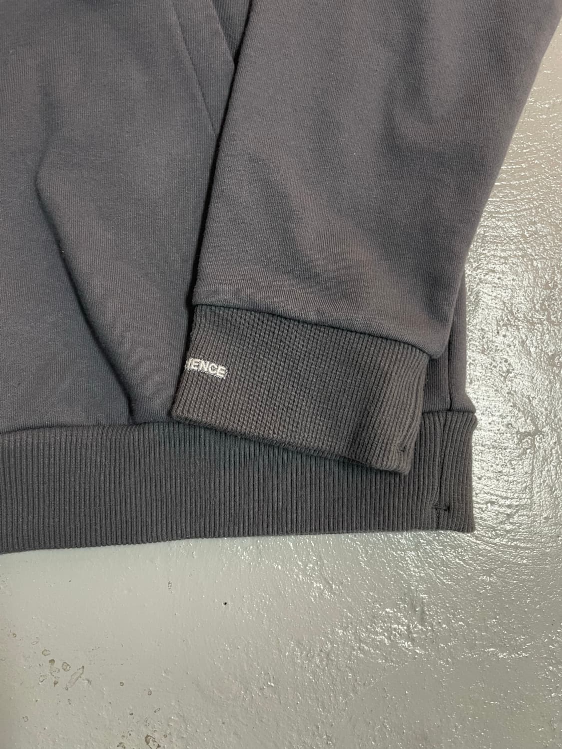 디스커버리 후드티  상품이미지3