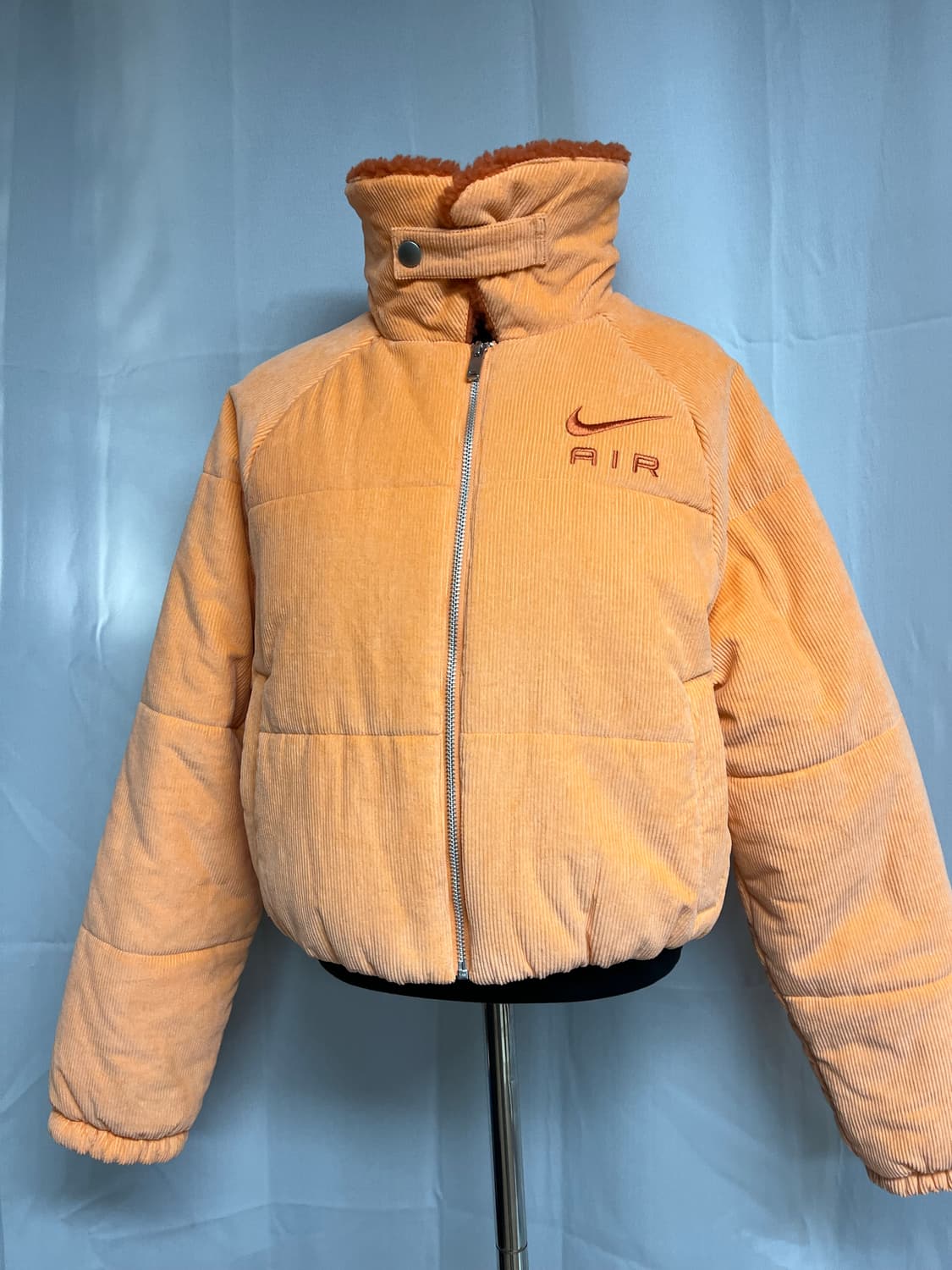 나이키 우먼스 에어 써마핏 코듀로이 크롭 점퍼  상품이미지1