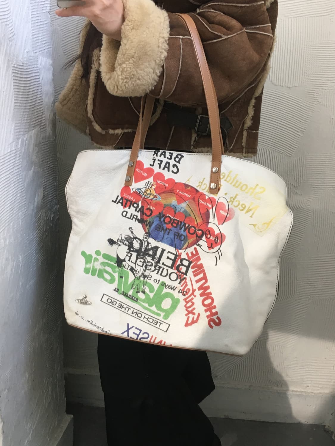 Vivienne Westwood 비비안웨스트우드 프린트 레더 토트백 상품이미지2