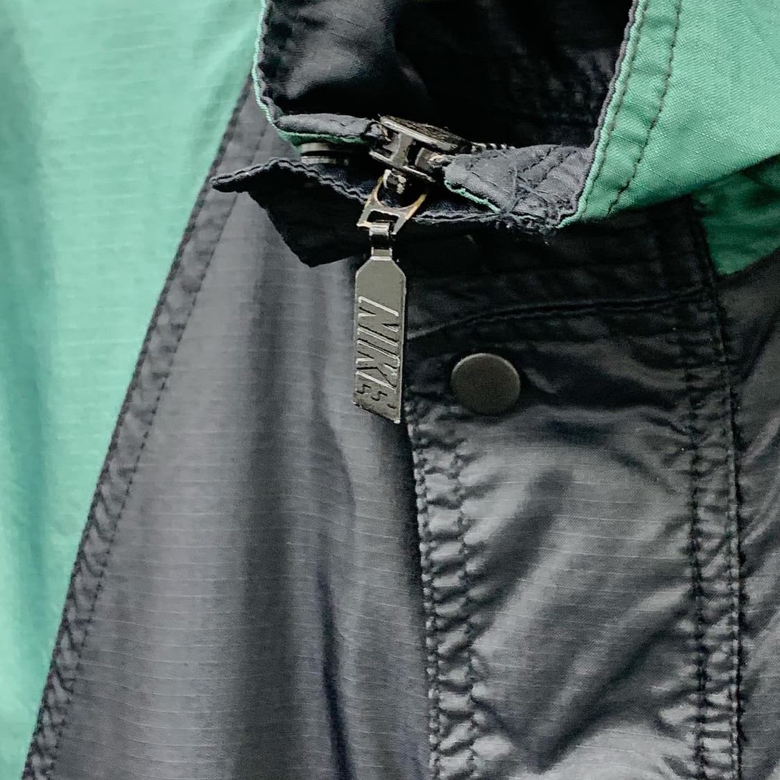 나이키 블루그린 배색 윈드브레이커 상품이미지6