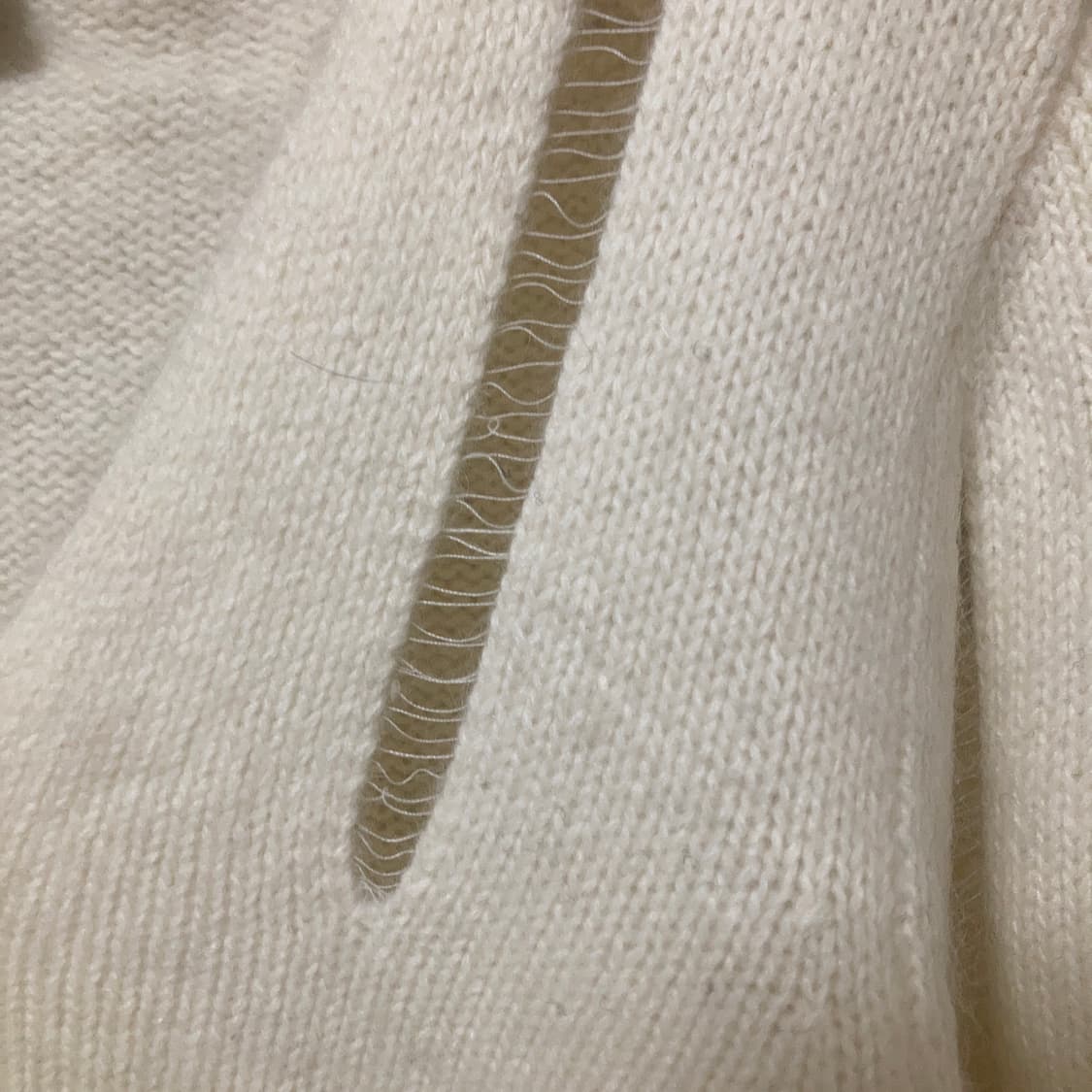 아르마니 익스체인지 앙고라 브이넥 니트 상품이미지6