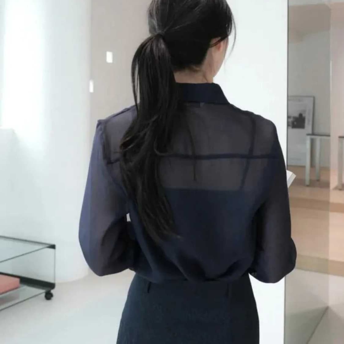 누아르테(NOUARTE) 글렌 시어 블라우스셔츠 55-66 새상품 상품이미지3