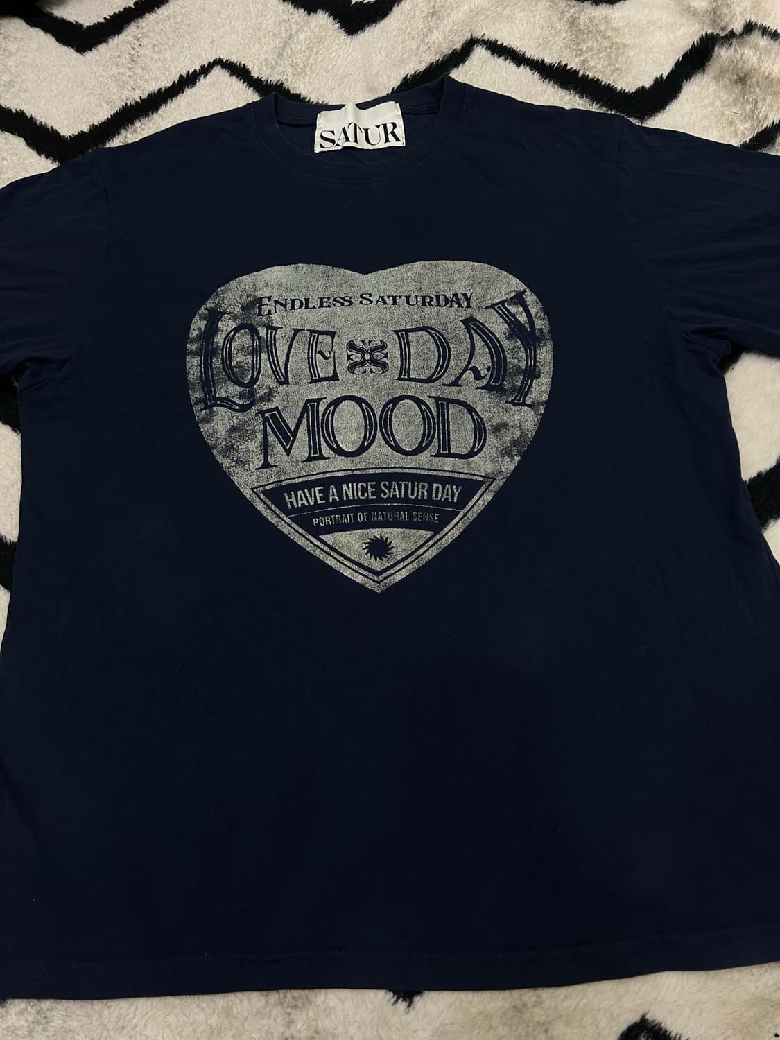 [XL]세터 레트로 그래픽 반팔/네이비 상품이미지2