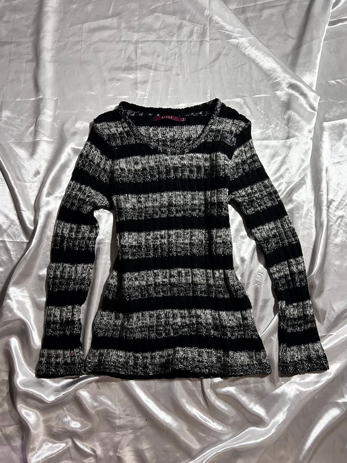 stripe gal knit 상품이미지1