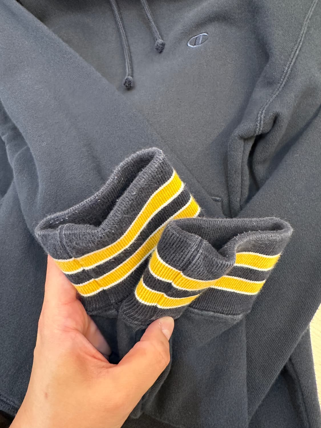 S) 챔피온 블랙 후드티 상품이미지4