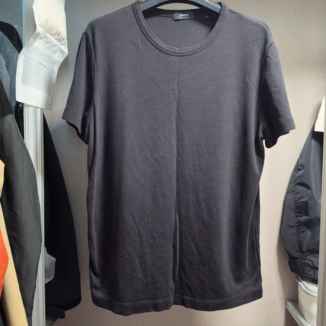 띠어리 에센셜 텐셀 저지티 /블랙/M 상품이미지1