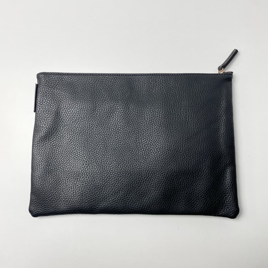 [새상품] BCBG 레더 클러치 상품이미지2