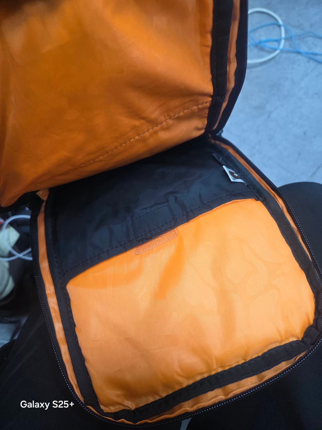 포터  베이프   콜라보  슬링백 상품이미지4