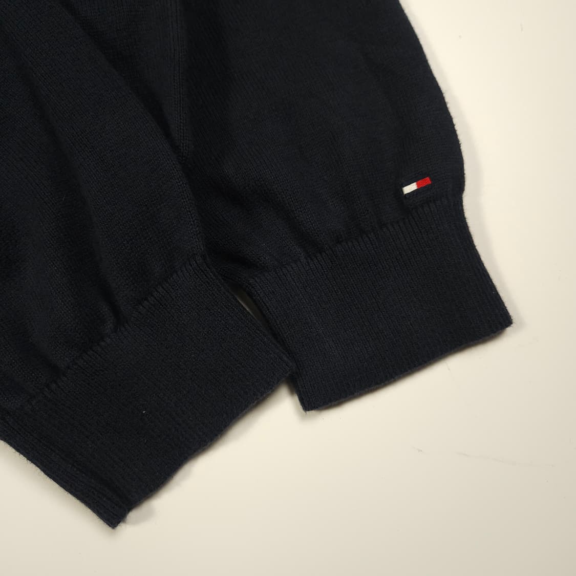 타미힐피거 빅로고 네이비 니트 상품이미지4