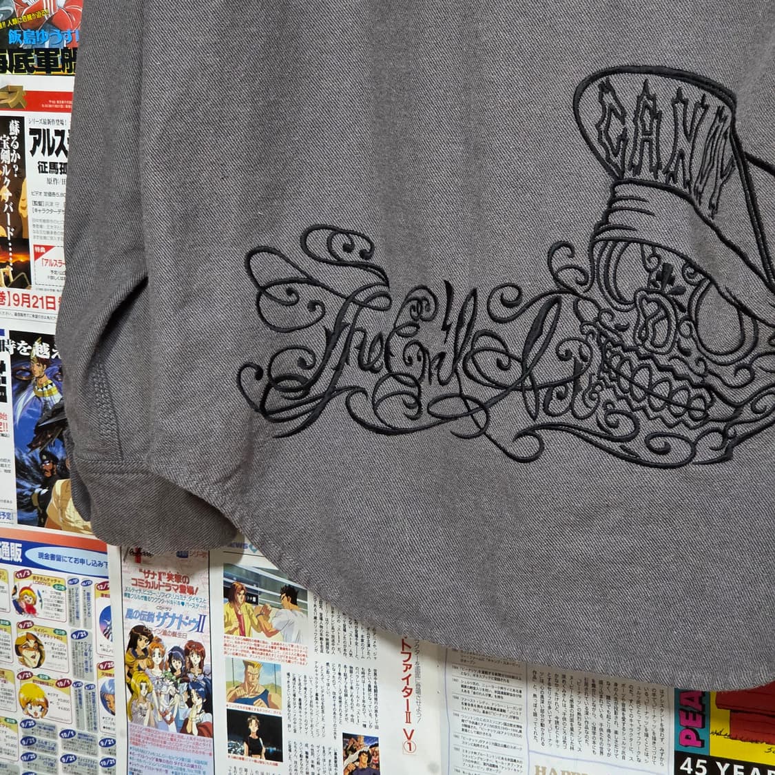 JPN 스컬 자수 그레이 코튼 셔츠 상품이미지3