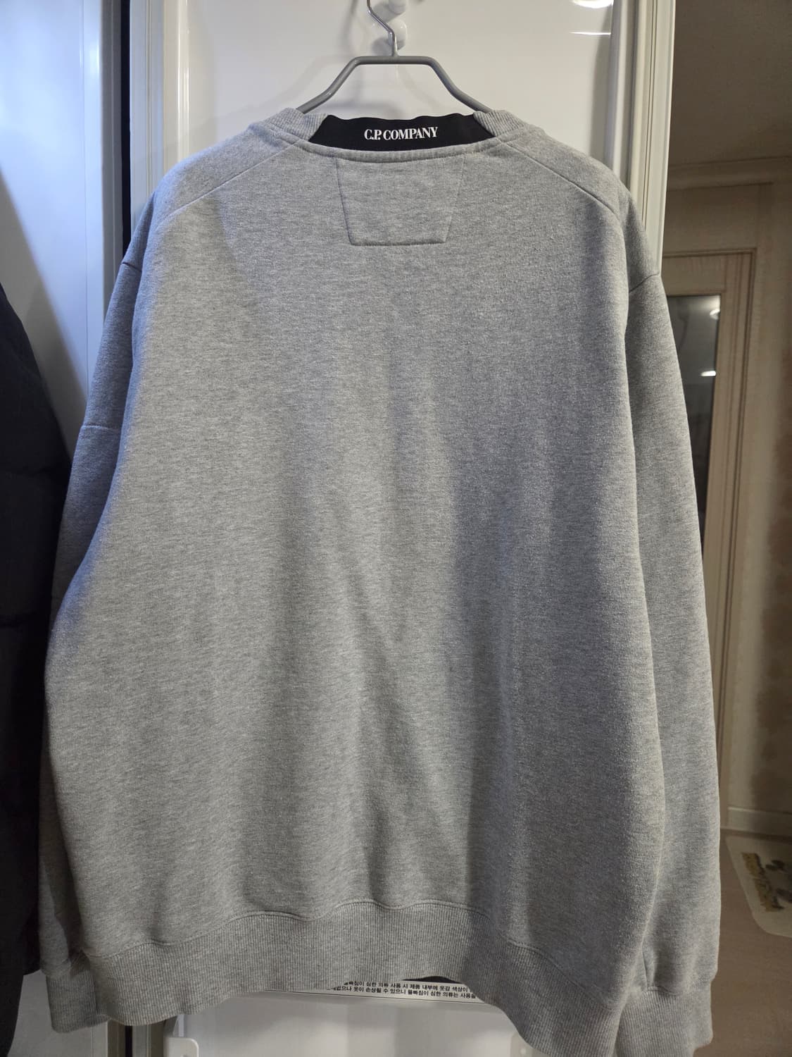 CP컴퍼니 다이애그널 레이즈드 맨투맨 L 상품이미지2