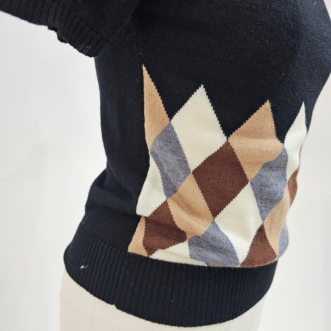 CHEZ TOI 울혼방 블랙 아가일 패턴 반팔 니트 상품이미지5