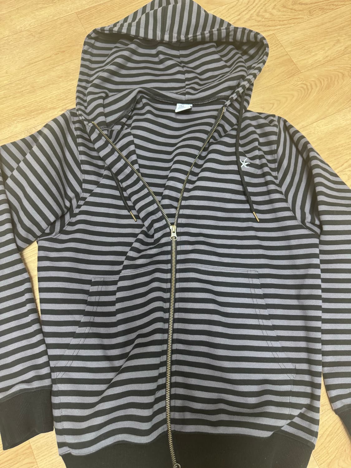 더콜디스트모먼트 TCM 후드집업 블랙/차콜 색상 상품이미지1