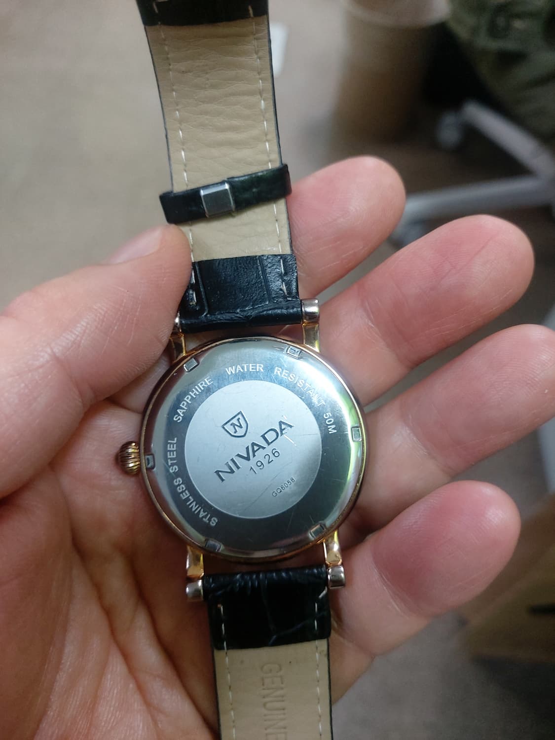 니바다 남성 가죽 시계 상품이미지3