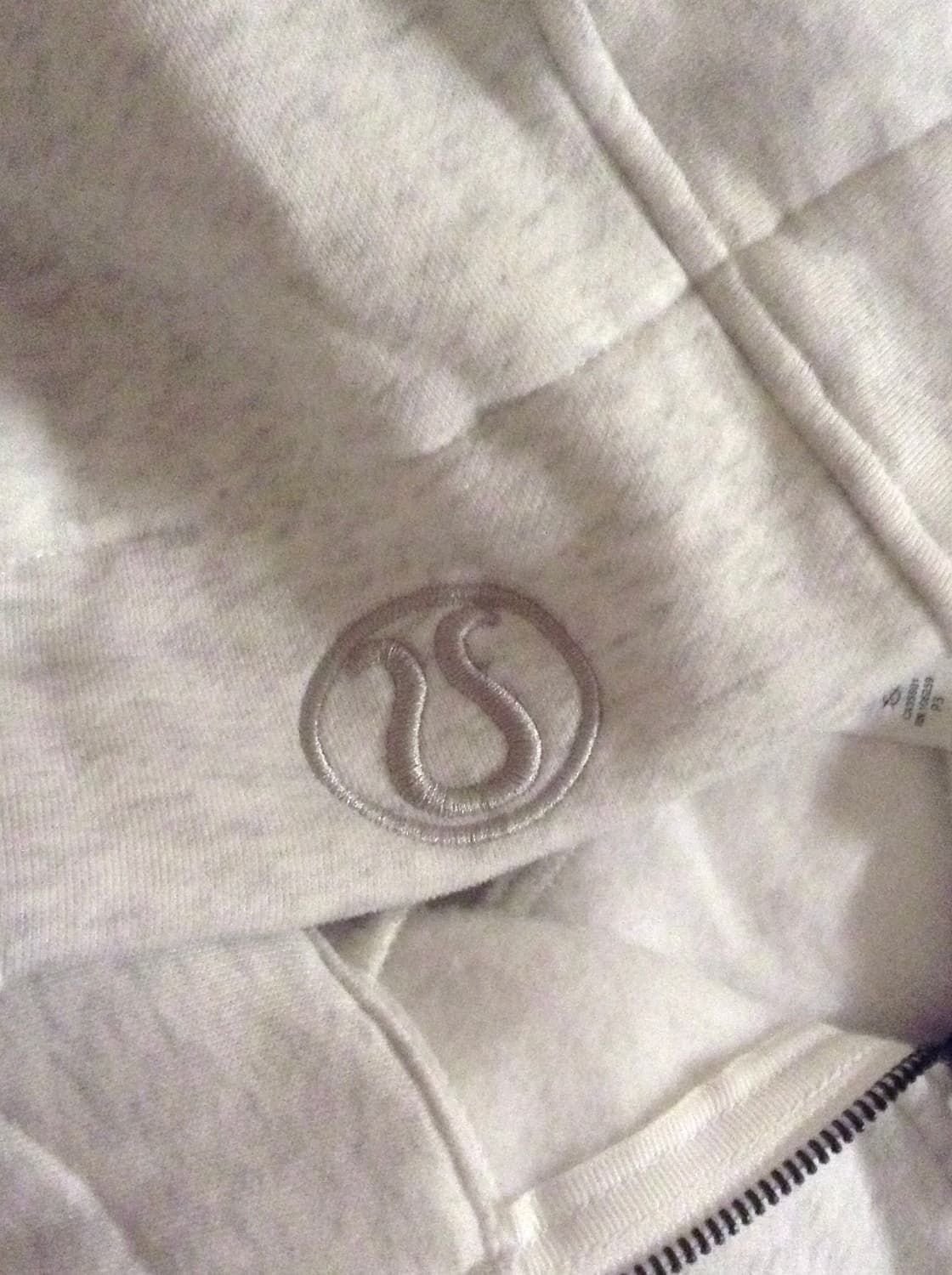 룰루레몬 아이보리 스쿠바 풀집 후드 집업 상품이미지3