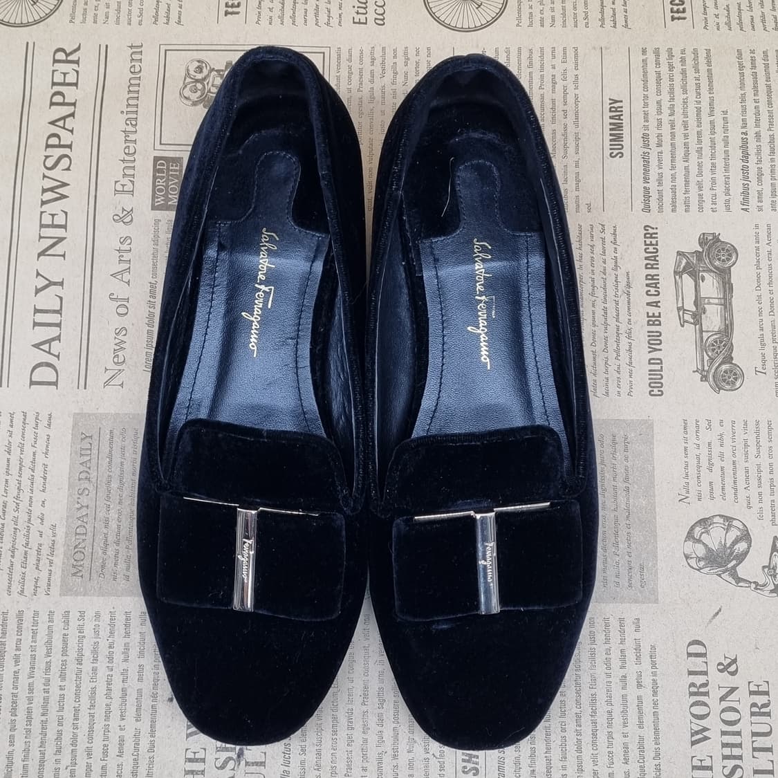 살바토레 페레가모 벨벳 여성 로퍼 38 240 상품이미지2