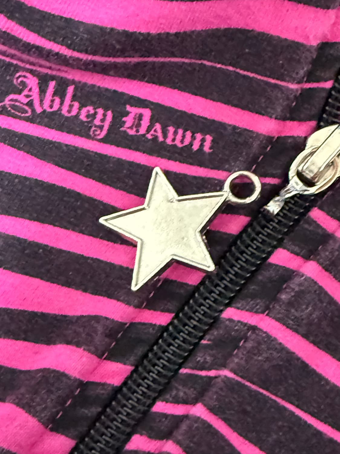 abbey dawn 핑크 지브라 고양이귀 후드집업 상품이미지2