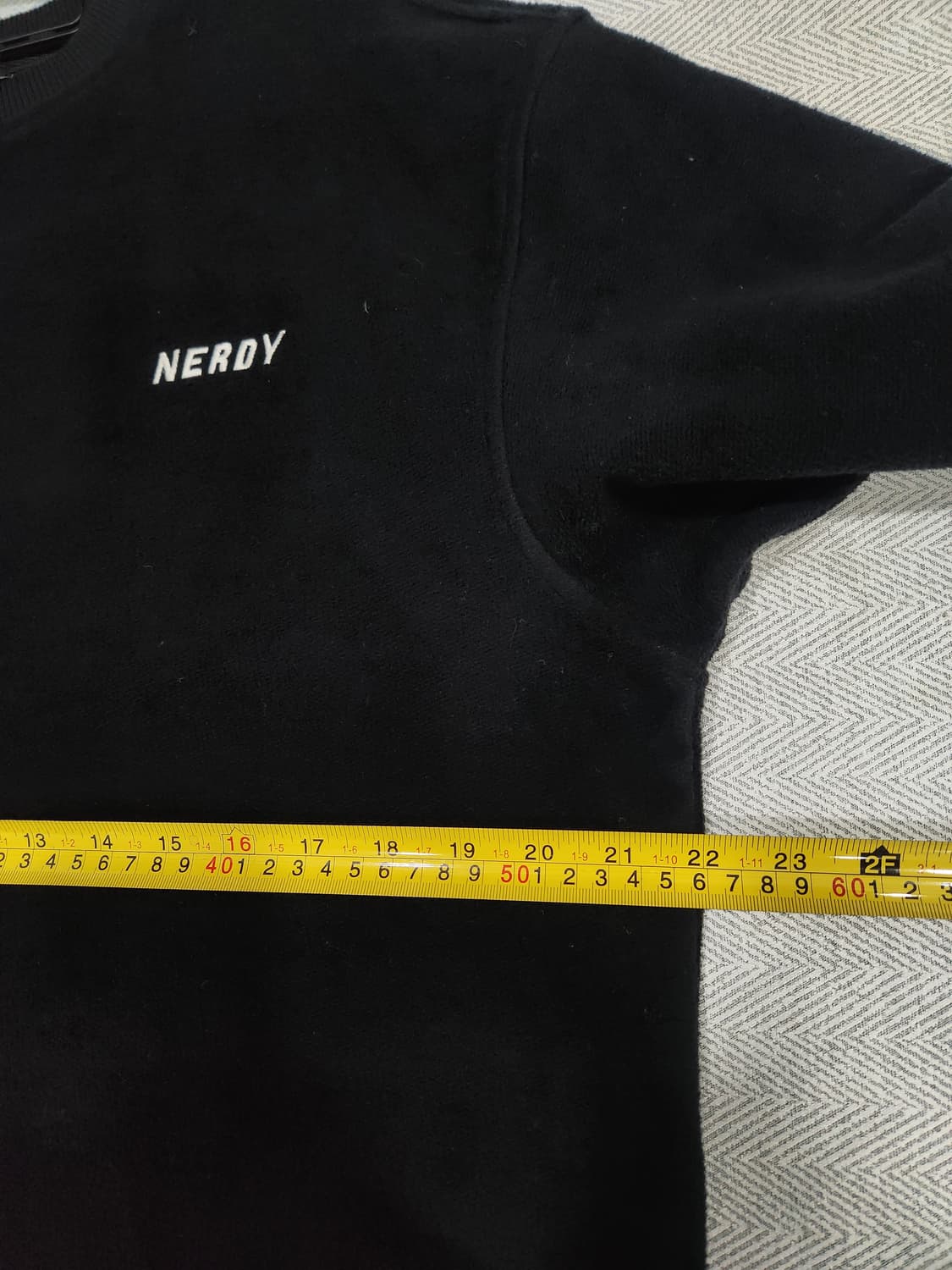 널디 겉감 부들부들 재질의 맨투맨 여성 S~M사이즈 오버핏 상품이미지8