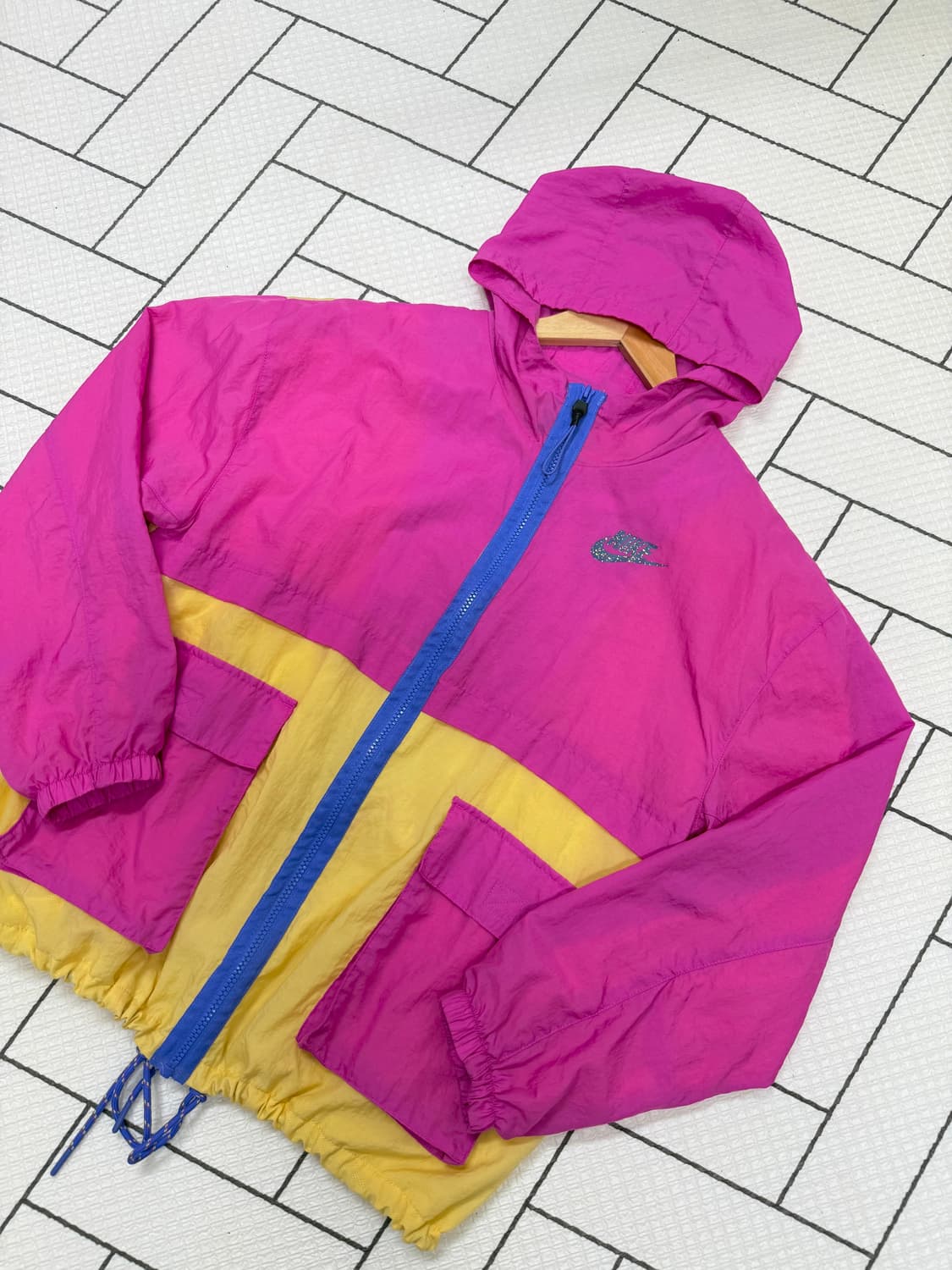 여성 L / 나이키 우븐 경량 바람막이  상품이미지3