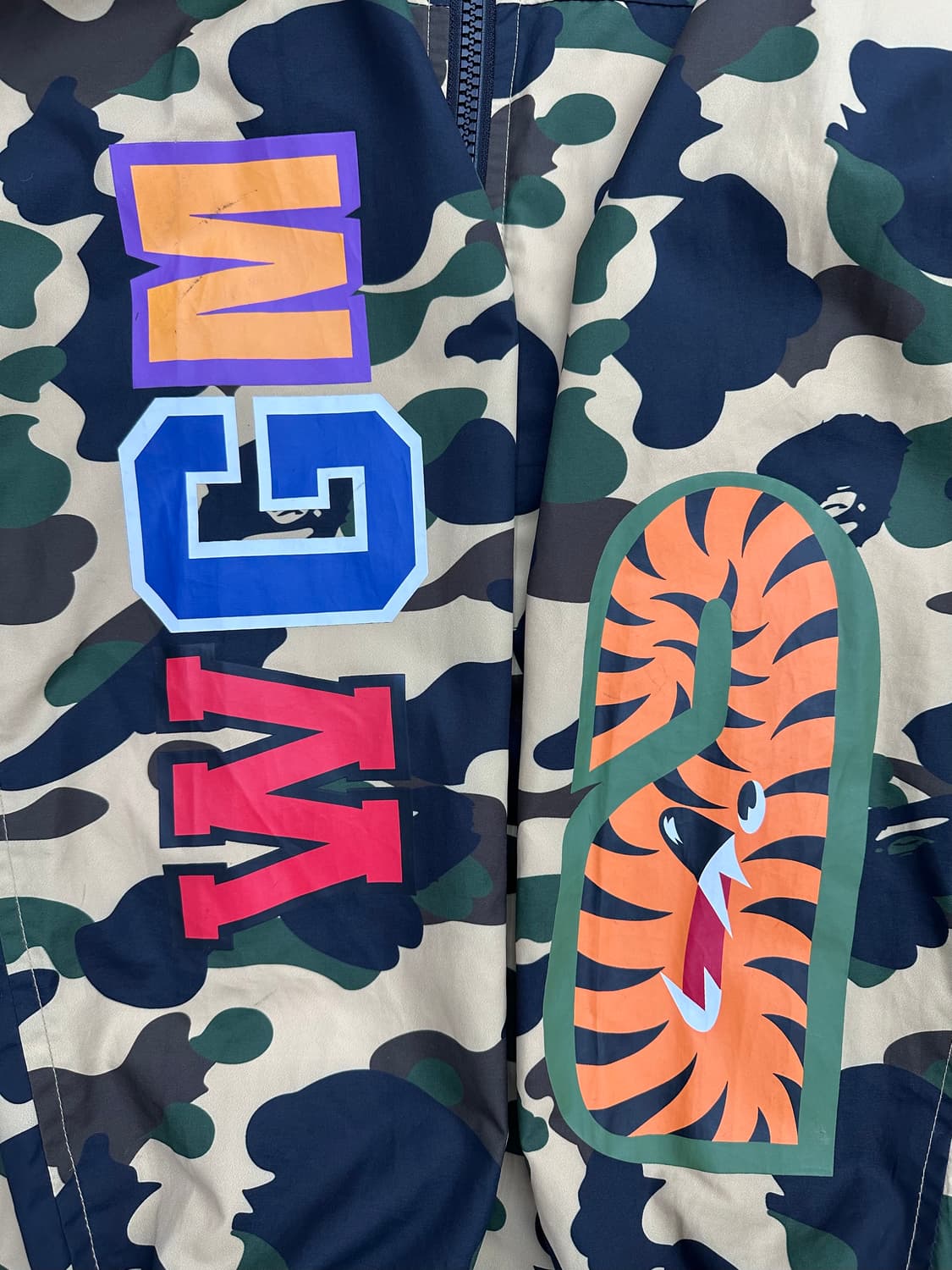 A BATHING APE Shark Camo Jacket 상품이미지7