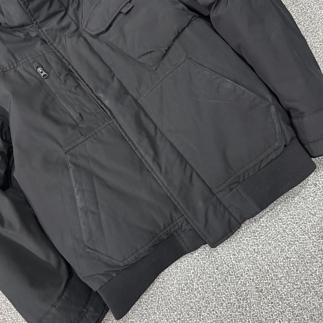 내셔널지오그래픽 블랙 패딩 상품이미지3