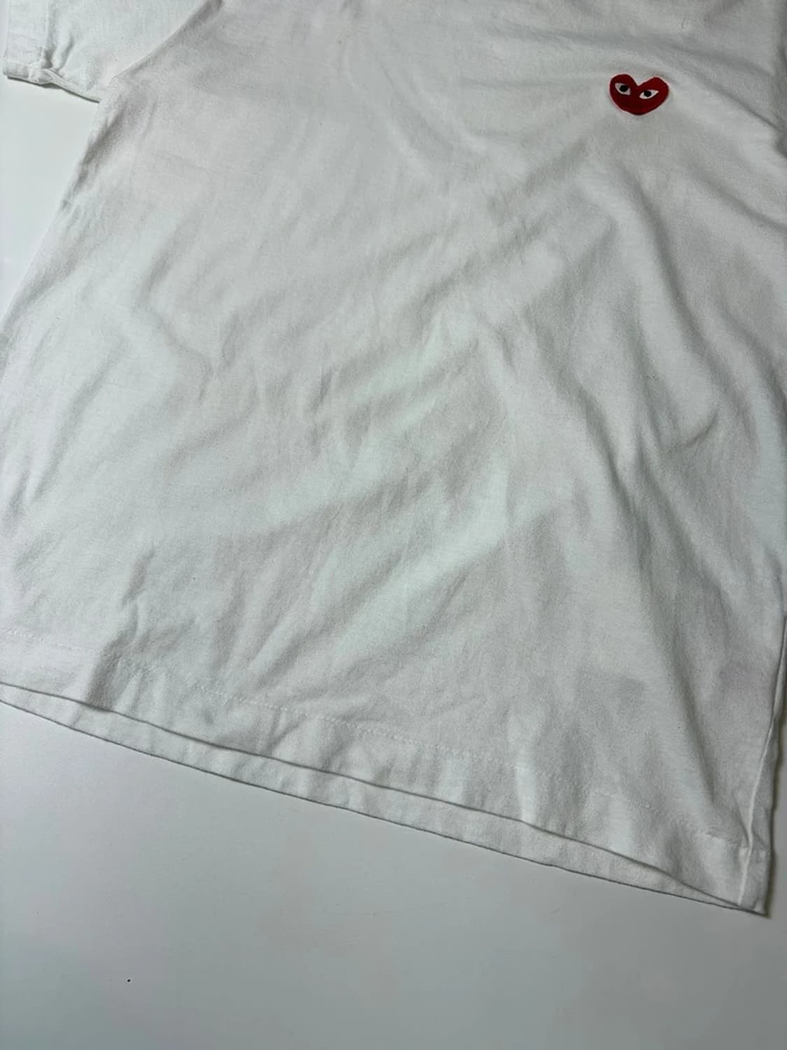 꼼데가르송 우먼스 하트 와펜 반팔 티셔츠 PN9551 상품이미지4