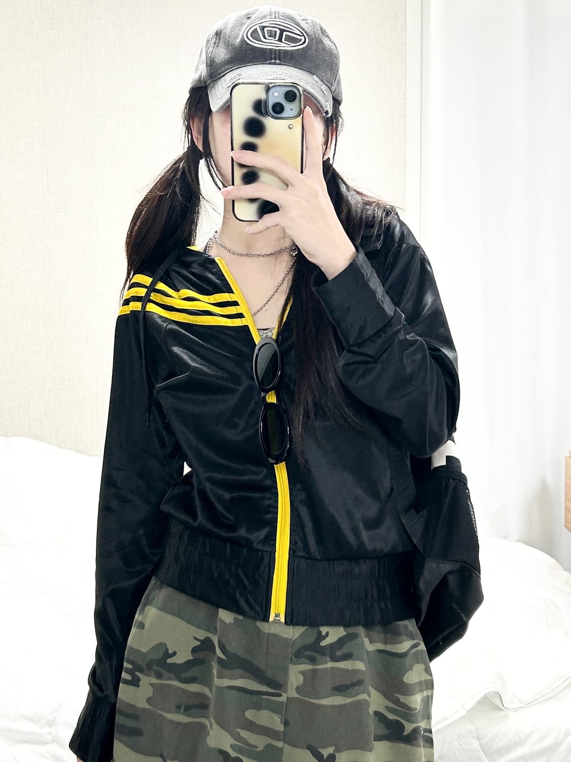 아디다스 자수로고 블랙 후드집업 상품이미지2