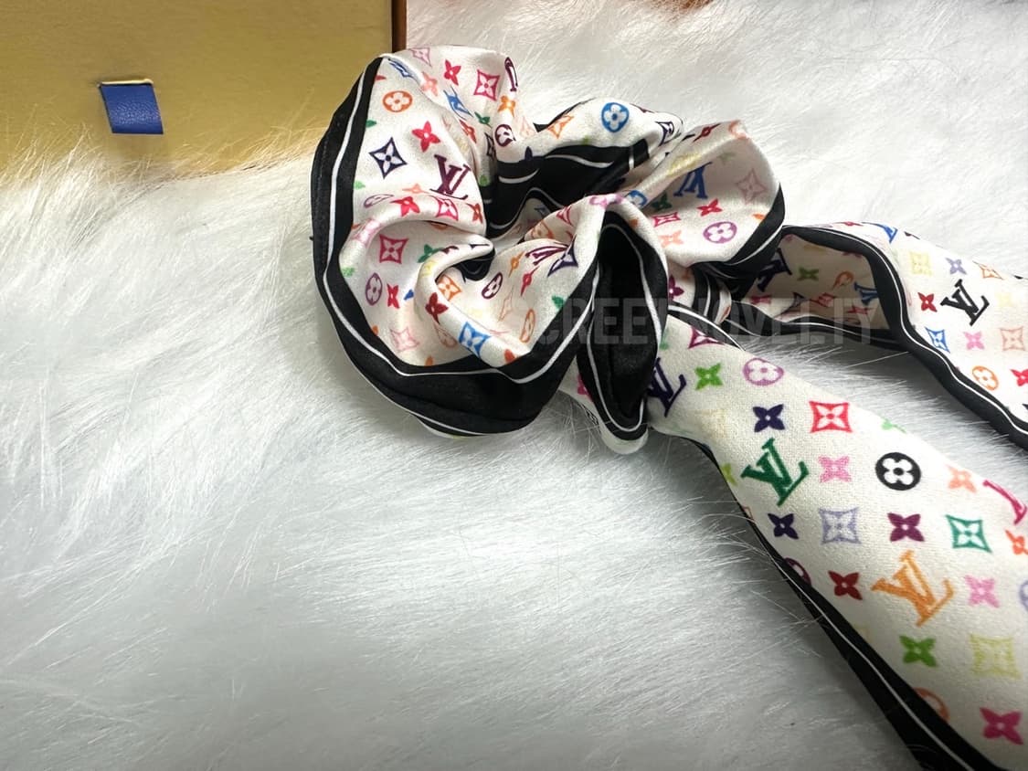  루이비통 화이트&멀티컬러 리본 헤어슈슈 상품이미지5
