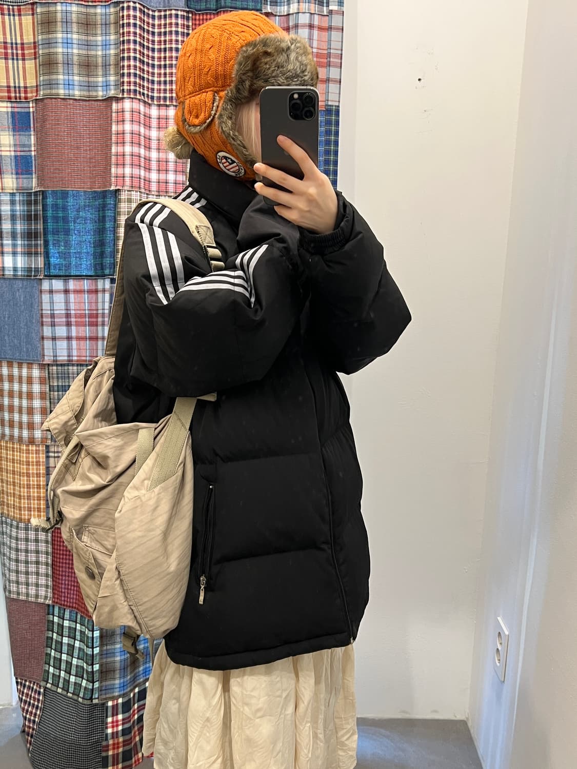 아디다스 블랙 퀄팅 패딩 상품이미지4