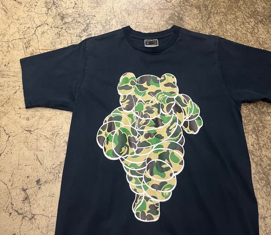 00s Bape x kaws 반팔 티셔츠 상품이미지2