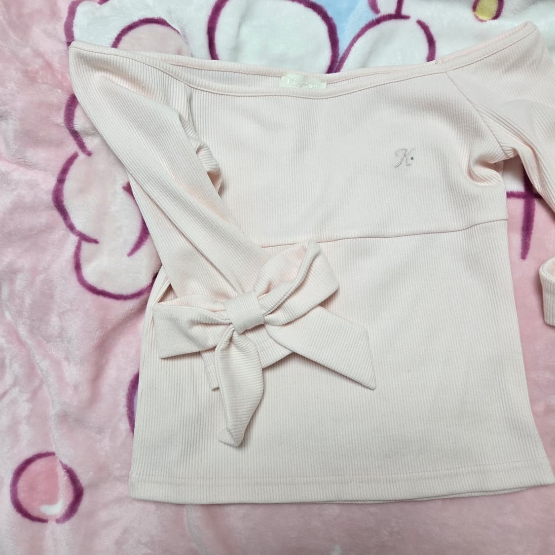 클리시어 캔디 보우 오프숄더 candy bow off shouder 상품이미지2