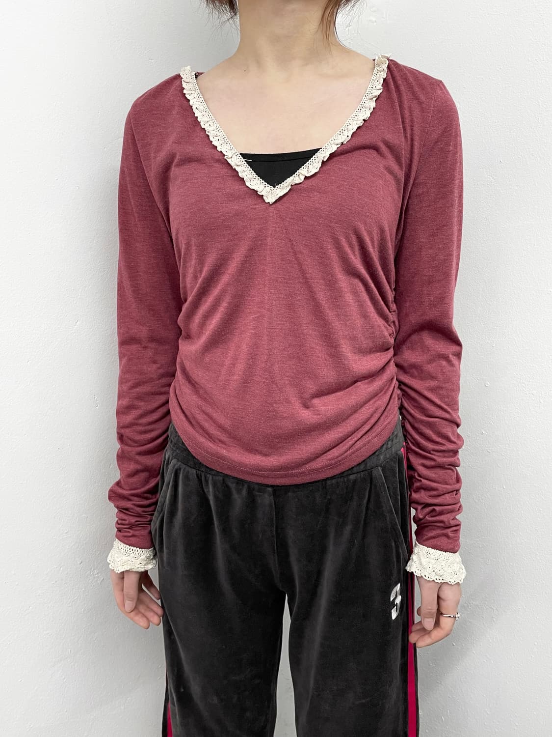 레이스 셔링 브이넥 슬리브 상품이미지3