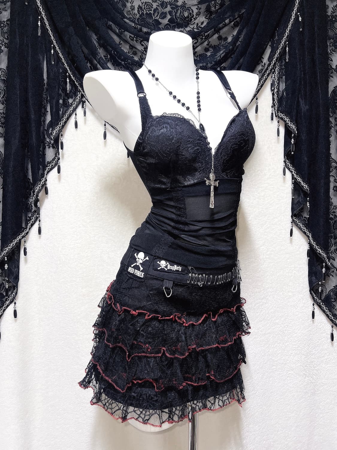 매드펑크st 고스고딕 레이스망사 패치 미니스커트 해골 블러드 치마 미사깔 상품이미지1