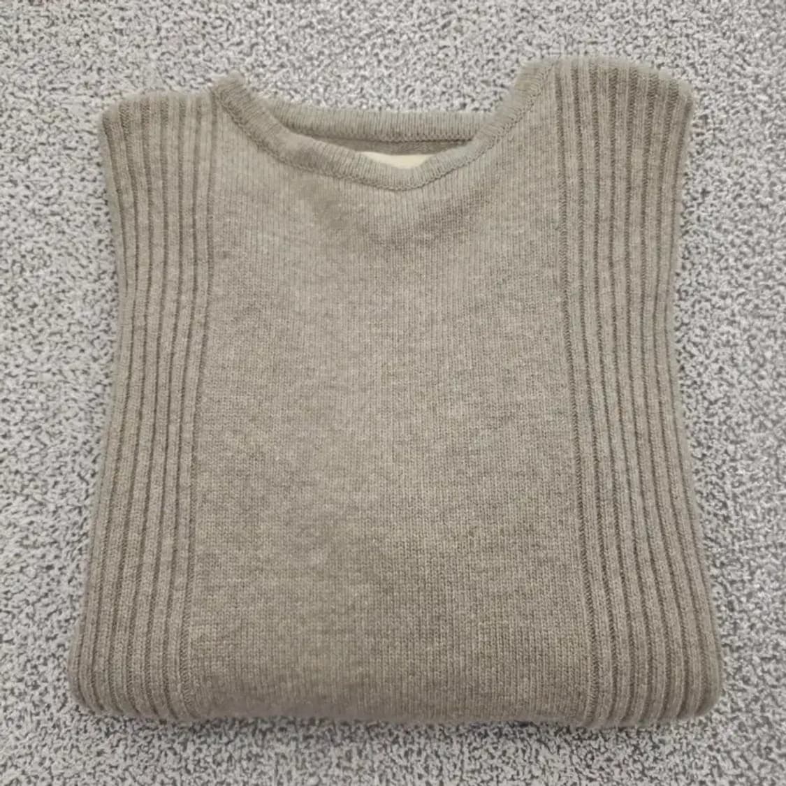 [새상품] 마뗑킴 Matin Kim 골지 울 캐시미어 니트 55반 상품이미지7