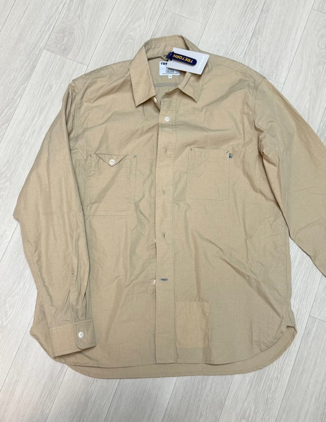 트레통 셔츠 베이지 새제품 상품이미지2