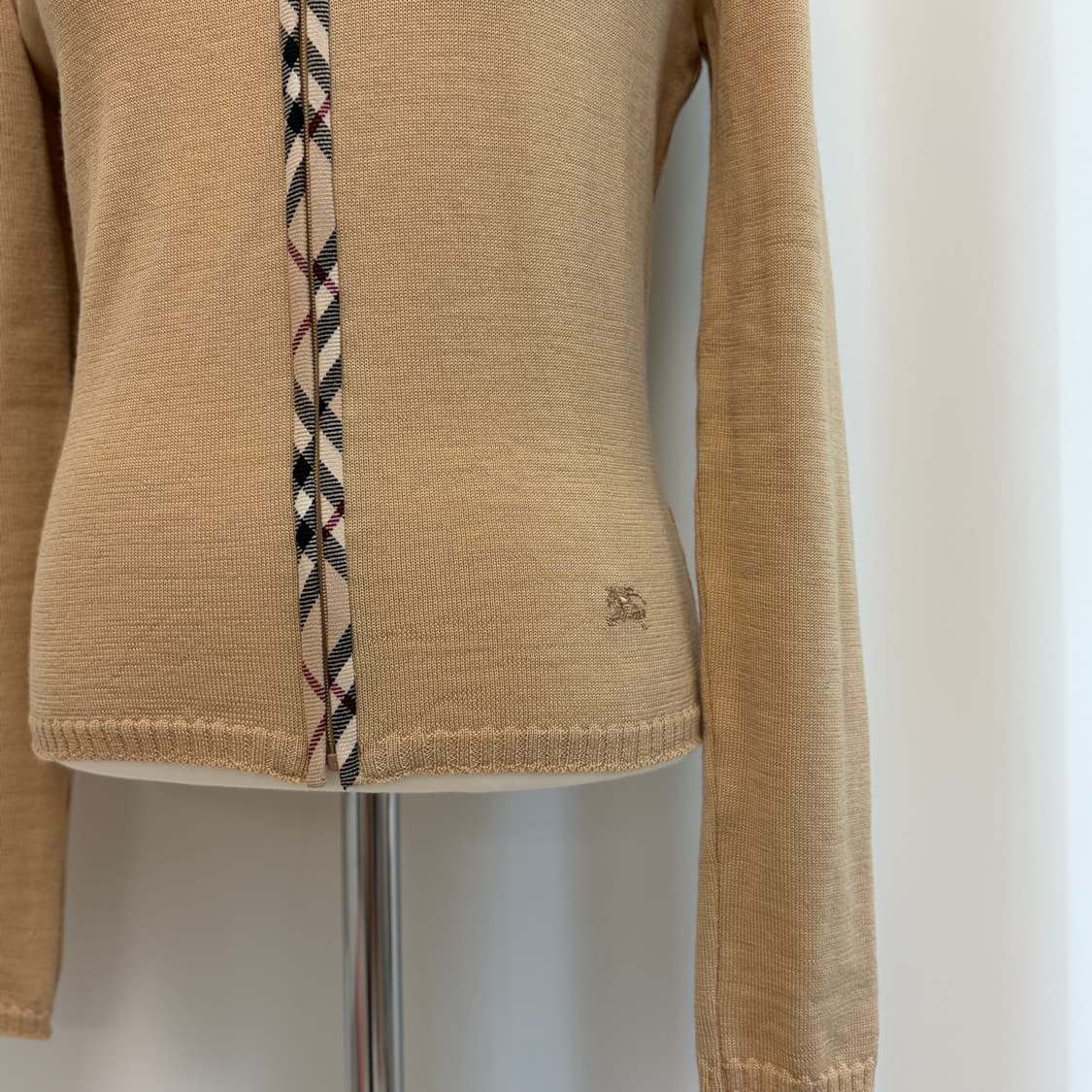 버버리 런던 니트 집업 가디건 상품이미지7