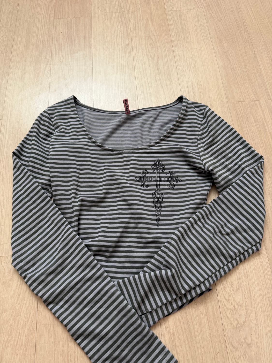 eessay 에세이 세라피티셔츠  seraphic t shirt 상품이미지2