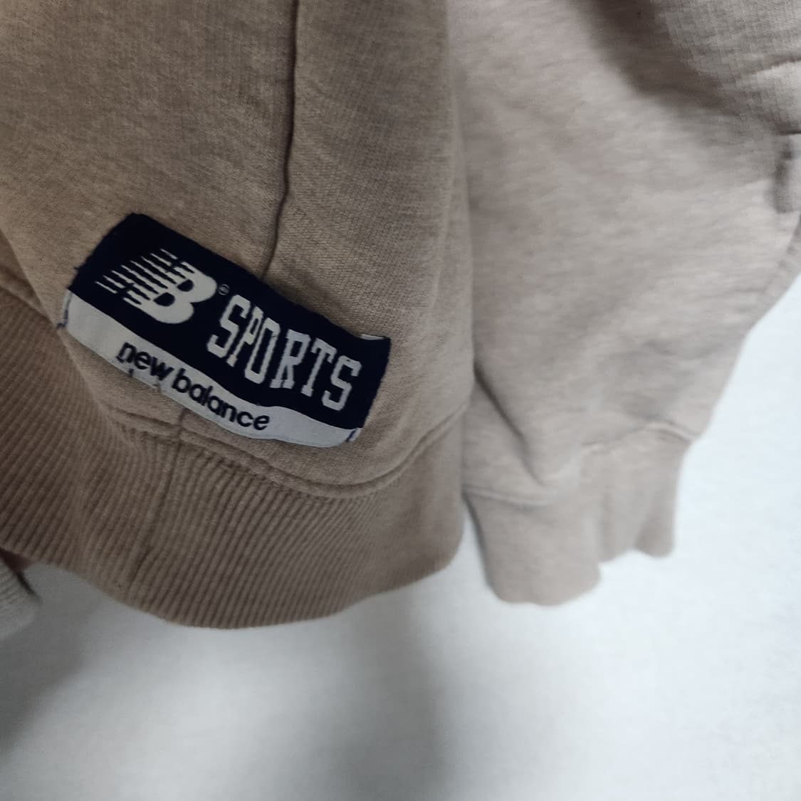 뉴발란스 기모 맨투맨 105 상품이미지4