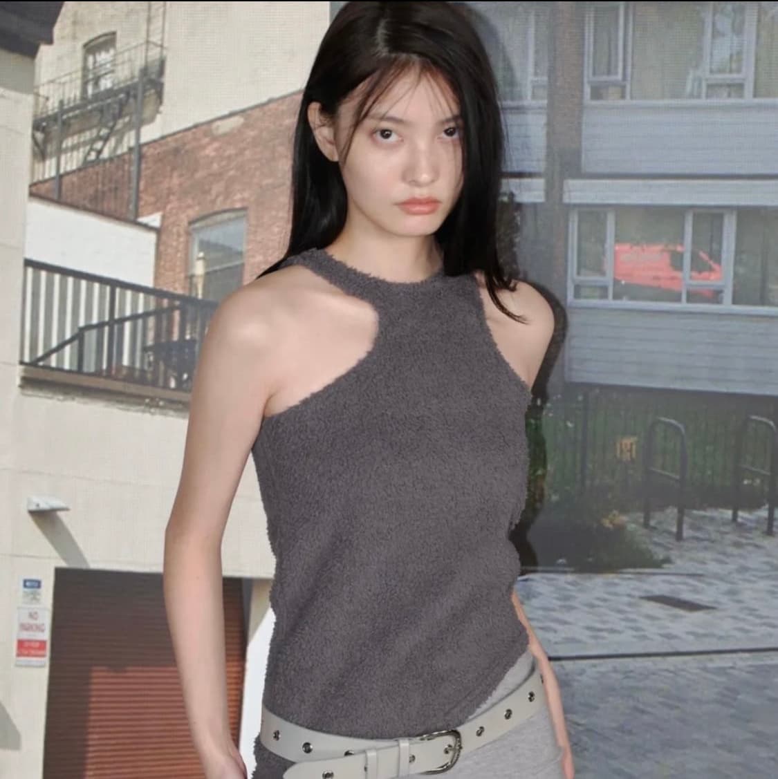 세릭 FLEECE UNBALANCE SLEEVELESS / CHARCOA 상품이미지1