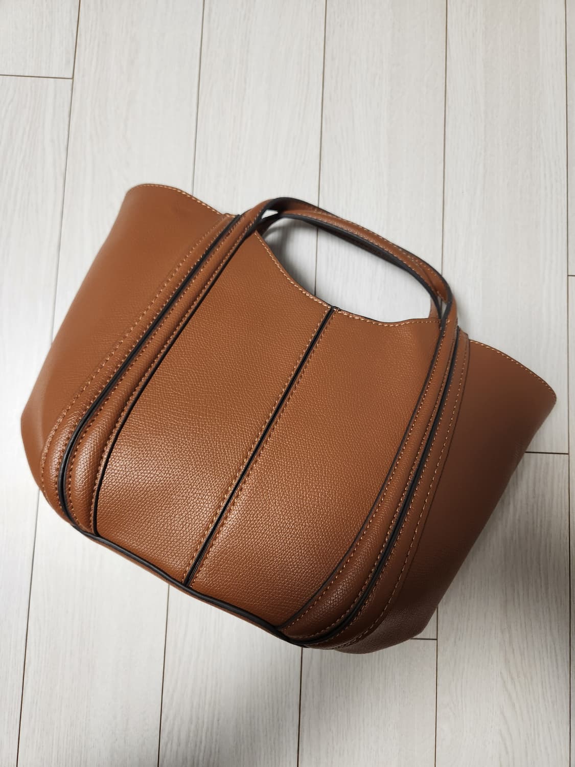 새상품)ZARA 자라 톱스티칭 시티백 토트백 크로스백 다크샌드

여러 중 상품이미지7